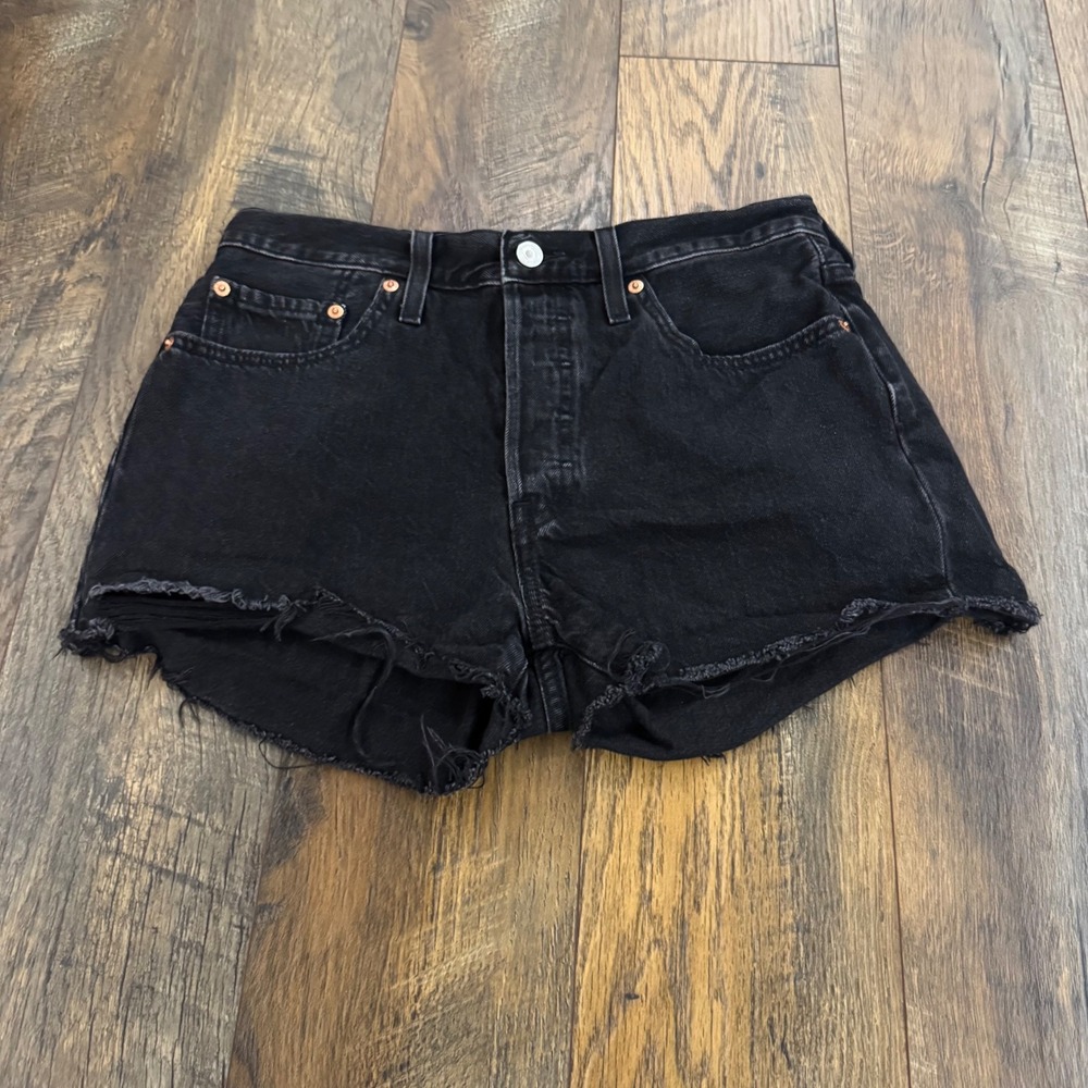 Levis 501 Original High Rise Denim Shorts Black Button Fly Raw Hem 28 Festival